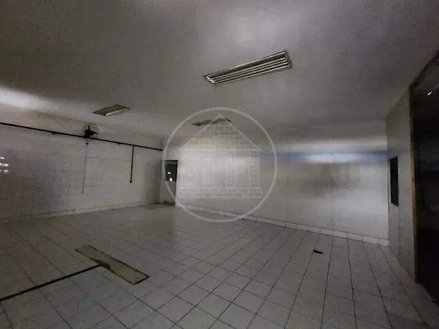 Galpão / Barracão com 799m², para alugar, no bairro Chácara Santo Antônio em São Paulo