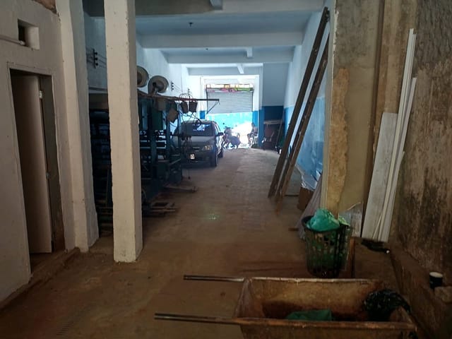 Galpão / Barracão com 300m², à venda ou para alugar, no bairro Cambuci em São Paulo