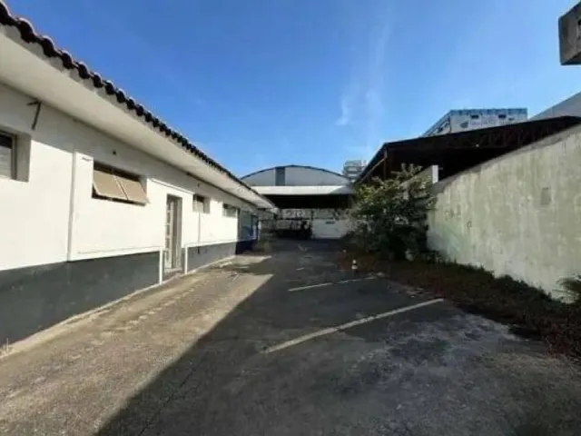 Galpão / Barracão com 1200m², para alugar, no bairro Jardim em Santo André