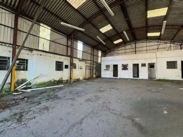 Galpão / Barracão com 1200m², para alugar, no bairro Jardim em Santo André