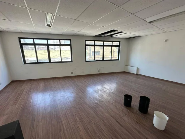 Foto do Galpão / Barracão - 📈 Invista na Localização Certa | Galpão 680m² | Belém | Próximo ao Brás🏛️ | Organização Imobiliária Açores
