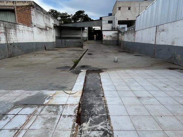 Foto do Galpão / Barracão - Galpão logístico com 4 banheiros para locação, Santa Amélia, Belo Horizonte, MG | Deltalar Imóveis
