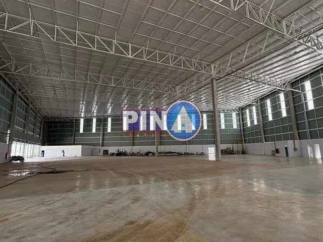 Galpão / Barracão com 5641m², para alugar, no bairro Polo Empresarial Goiás - Etapa III em Aparecida de Goiânia