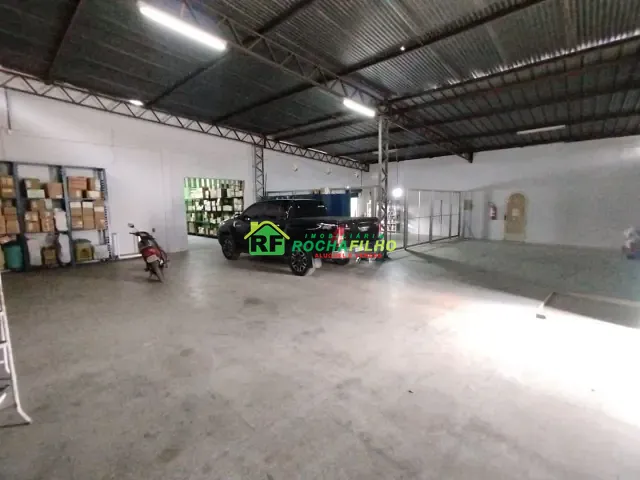 Galpão / Barracão com 1800m², para alugar, no bairro Lourival Parente em Teresina