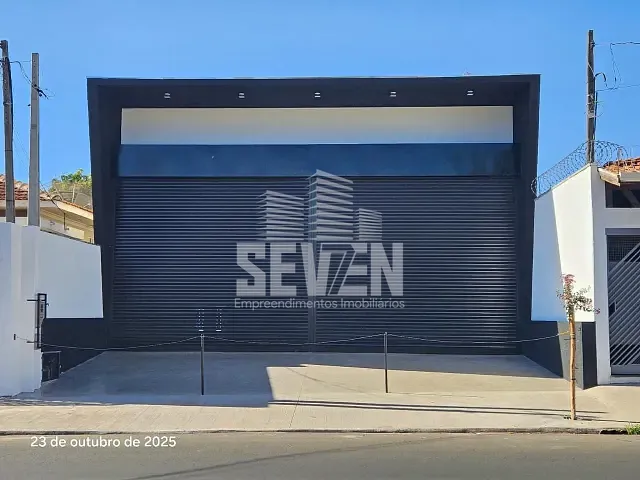 Galpão / Barracão com 1000m², para alugar, no bairro Vila Cardia em Bauru