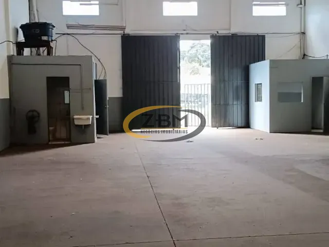 Galpão / Barracão com 337m², para alugar, no bairro Waldemar Hauer em Londrina