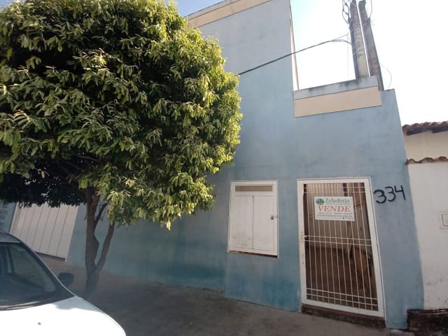 Galpão / Barracão com 900m², à venda, no bairro Centro em Vargem Grande do Sul