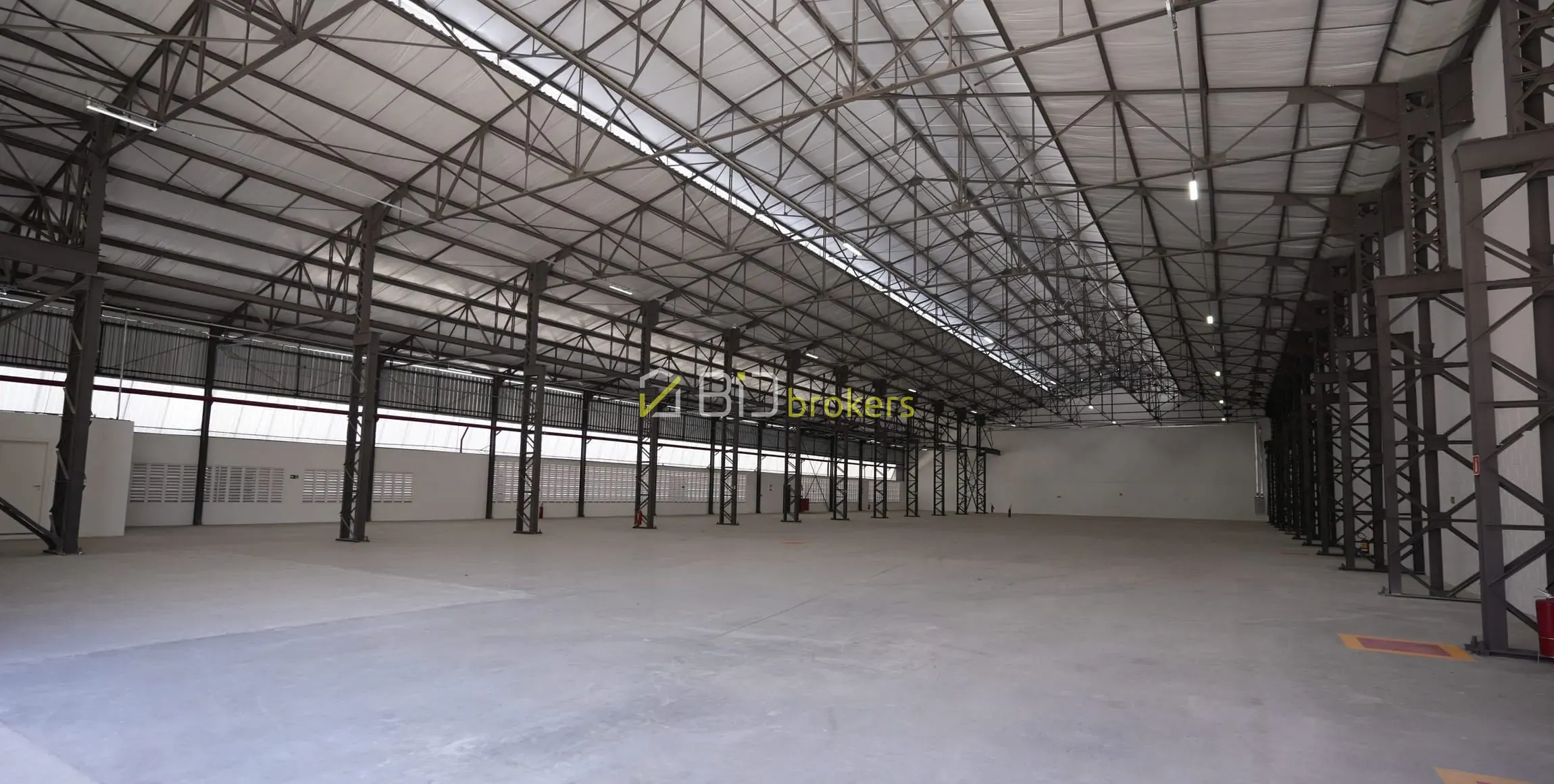 Depósito-Galpão, 2500 m² - Foto 2