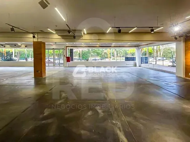 Galpão / Barracão com 10000m², para alugar, no bairro Centro em Sorocaba