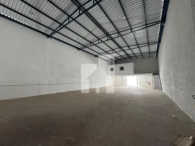 Galpão / Barracão com 500m², à venda, no bairro Parque Residencial Jundiaí II em Jundiaí