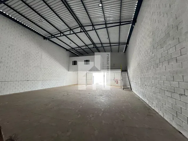 Galpão / Barracão com 500m², à venda, no bairro Parque Residencial Jundiaí II em Jundiaí