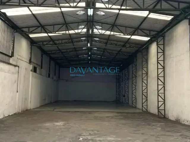 Galpão / Barracão com 500m², para alugar, no bairro Lapa em São Paulo