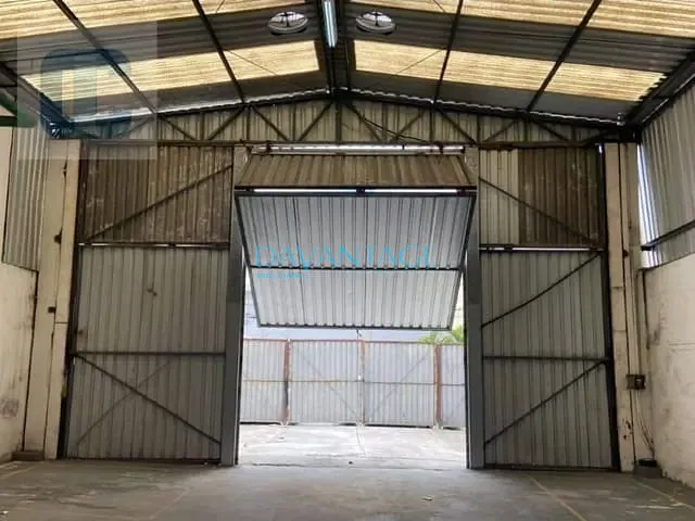 Galpão / Barracão com 500m², para alugar, no bairro Lapa em São Paulo