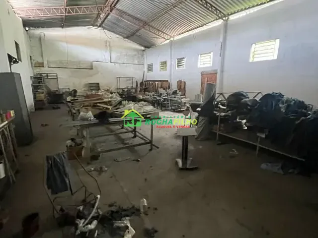 Galpão / Barracão com 1100m², para alugar, no bairro Promorar em Teresina