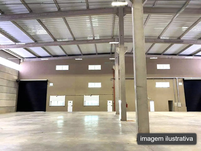 Galpão / Barracão com 2600m², à venda ou para alugar, no bairro Iporanga em Sorocaba