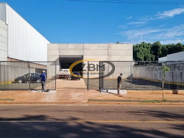 Galpão / Barracão com 1300m², para alugar, no bairro Cilo 2 em Londrina