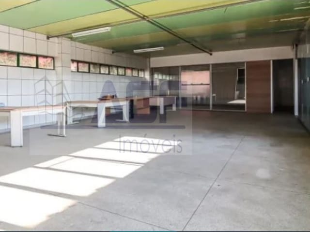 Galpão / Barracão para alugar, no bairro Jardim Miriam em São Paulo