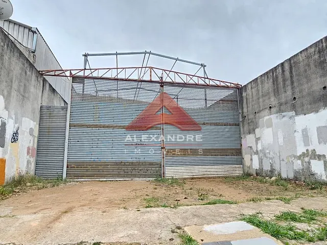 Galpão / Barracão com 350m², à venda, no bairro Jardim Santa Júlia em São José dos Campos