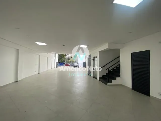 Galpão / Barracão com 1200m², para alugar, no bairro Centro em São Caetano do Sul