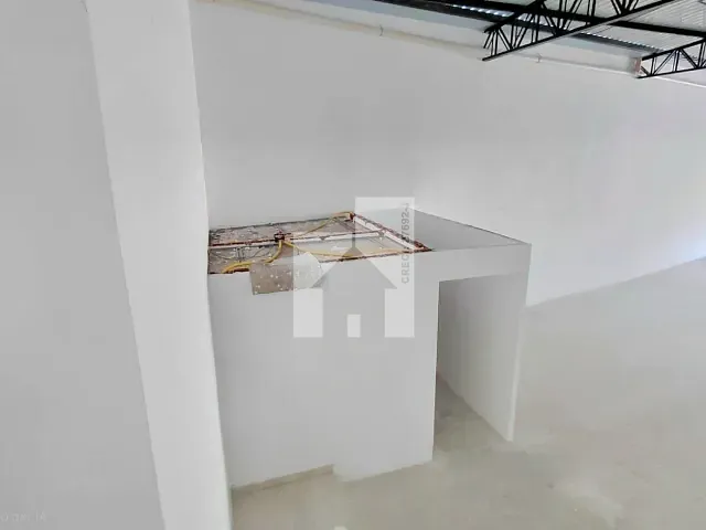 Loja com 250m², à venda ou para alugar, no bairro Vila Progresso em Jundiaí