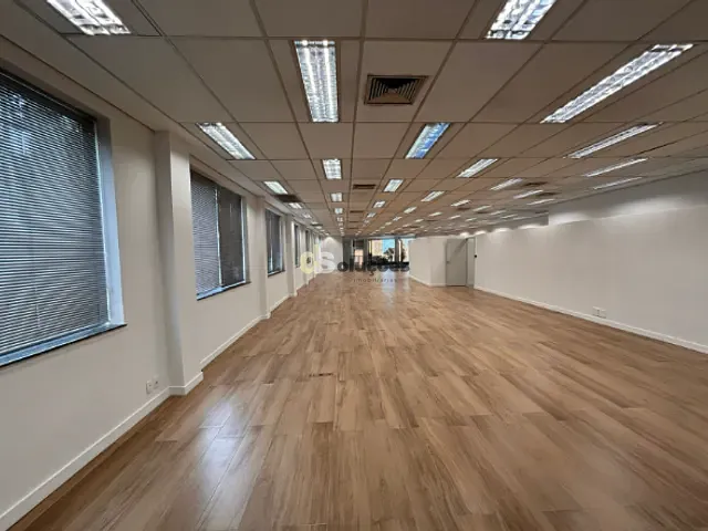 Loja à venda ou para alugar, no bairro Jardim Paulistano em São Paulo