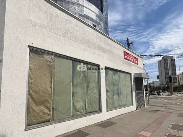 Loja à venda ou para alugar, no bairro Jardim Paulistano em São Paulo