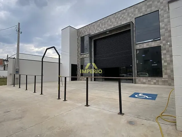 Galpão / Barracão com 379m², à venda, no bairro Jardim Municipal em Salto