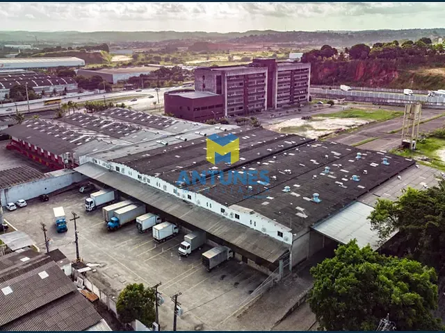 Galpão / Barracão com 648m², para alugar, no bairro Prazeres em Jaboatão dos Guararapes