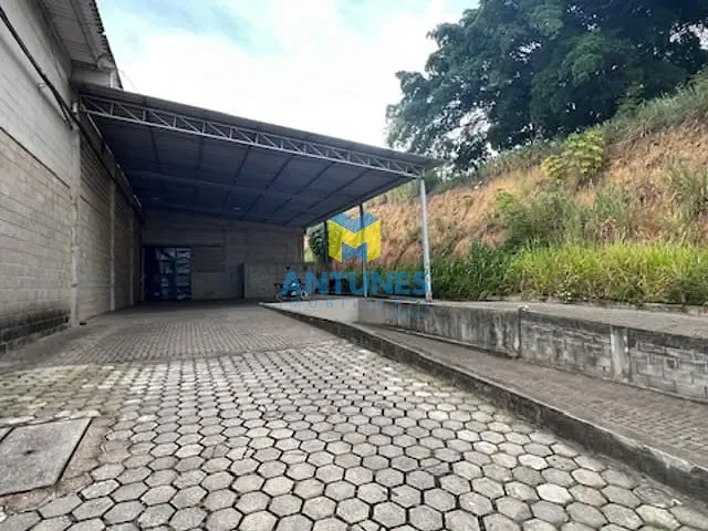 Galpão / Barracão com 648m², para alugar, no bairro Prazeres em Jaboatão dos Guararapes