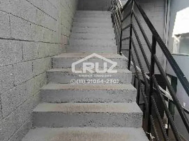 Galpão / Barracão com 290m², para alugar, no bairro Laranjeiras em Caieiras