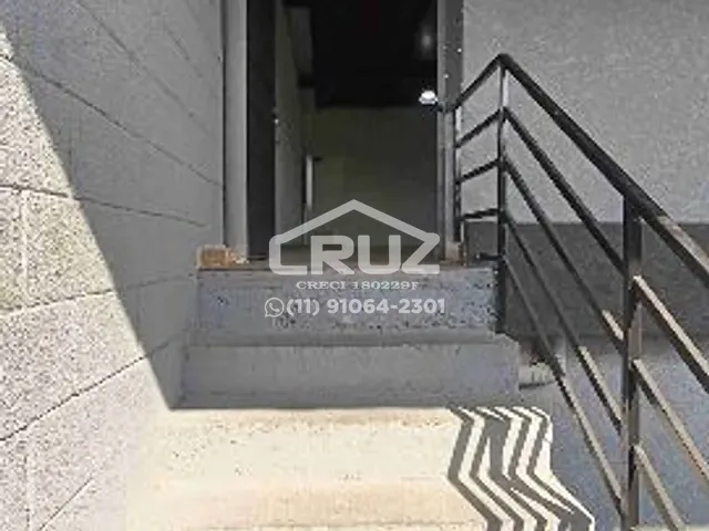 Galpão / Barracão com 290m², para alugar, no bairro Laranjeiras em Caieiras
