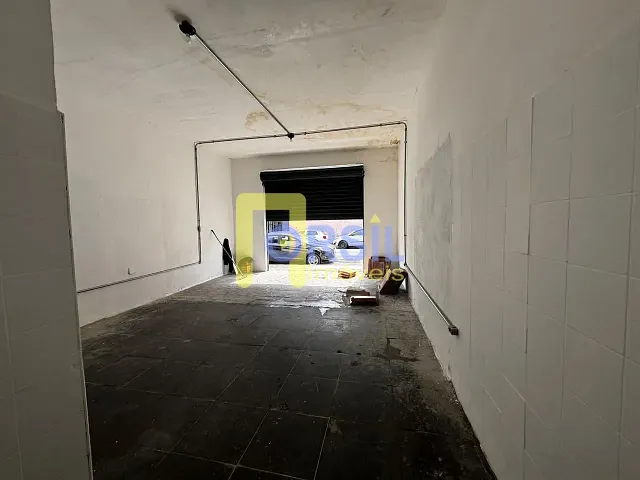 Galpão / Barracão com 37m², para alugar, no bairro Jardim Cintia em Mogi das Cruzes