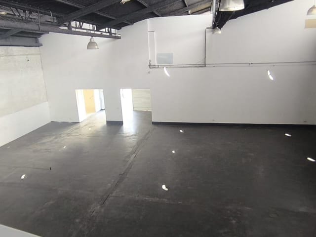 Foto do Galpão / Barracão - Galpão / Barracão para locação com 836m ²  Socorro, Santo Amaro, São Paulo-SP | Paulista Imóveis