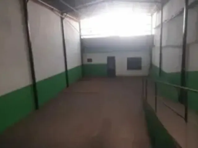 Galpão / Barracão com 300m², para alugar, no bairro Vila Metalúrgica em Santo André
