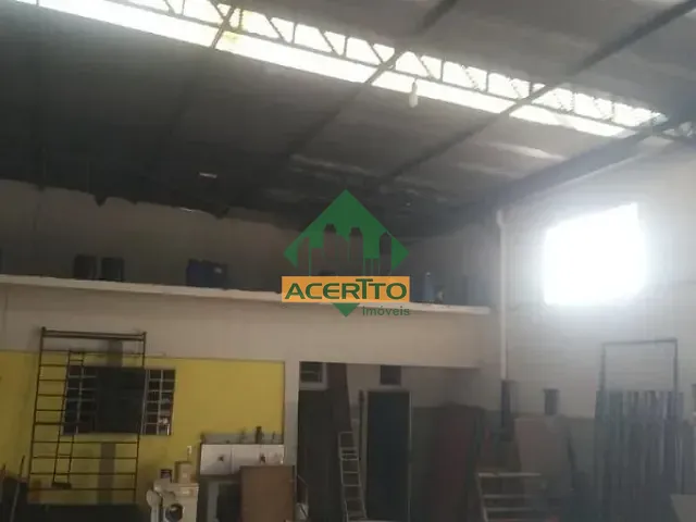 Galpão / Barracão com 930m², à venda, no bairro Vila Industrial em Araçatuba