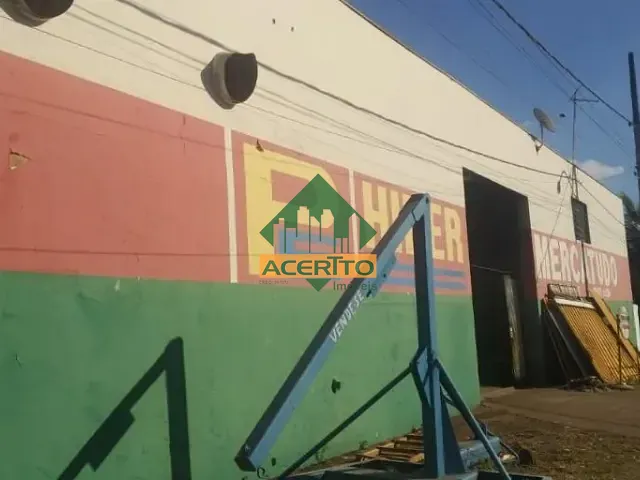 Galpão / Barracão com 930m², à venda, no bairro Vila Industrial em Araçatuba