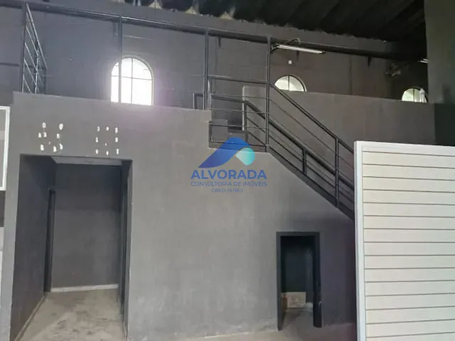 Galpão / Barracão com 2400m², para alugar, no bairro Chácaras Reunidas em São José dos Campos