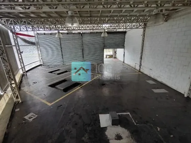 Galpão / Barracão com 315m², para alugar, no bairro Conjunto Residencial Dom Pedro I em São José dos Campos