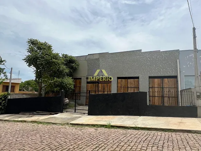 Galpão / Barracão com 530m², à venda, no bairro Jardim Itaguaçu em Salto