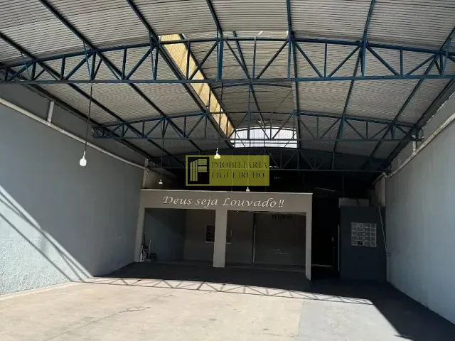 Galpão / Barracão com 359m², para alugar, no bairro Vila Maceno em São José do Rio Preto