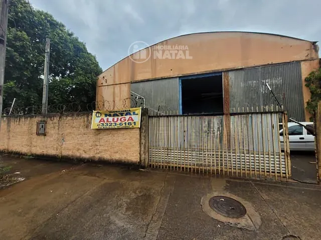 Galpão / Barracão com 400m², para alugar, no bairro Jardim Morumbi em Londrina