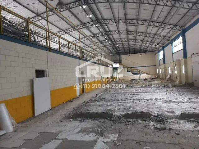 Galpão / Barracão com 2000m², à venda ou para alugar, no bairro Jardim Iracema em São Paulo