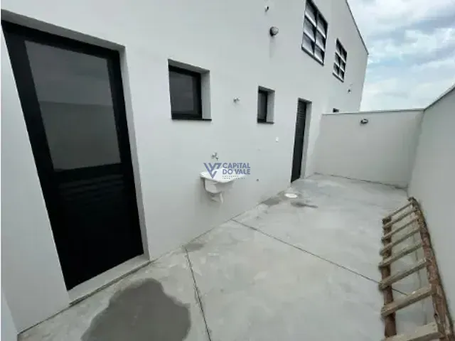 Galpão / Barracão com 274m², para alugar, no bairro Jardim Santa Rosa em São José dos Campos