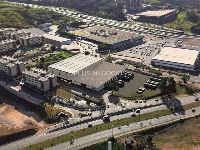 Galpão / Barracão com 20000m², para alugar, no bairro Centro em Votorantim