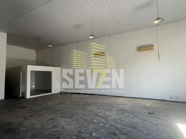 Galpão / Barracão com 200m², para alugar, no bairro Vila Alto Paraíso em Bauru