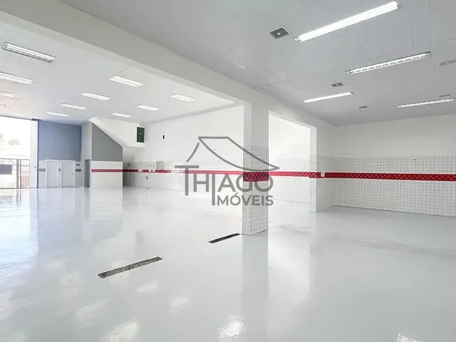 Galpão / Barracão com 600m², à venda, no bairro Jardim Stella em Santo André