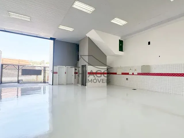 Galpão / Barracão com 600m², à venda, no bairro Jardim Stella em Santo André