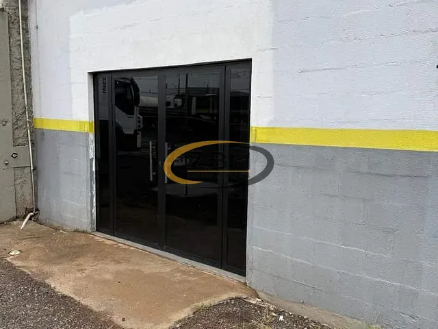 Galpão / Barracão para alugar, no bairro Jardim Riviera em Cambé