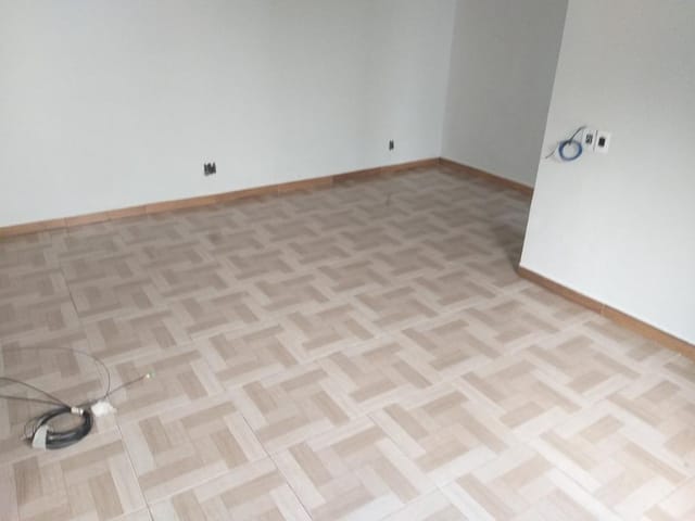 Foto do Galpão / Barracão - Galpão para alugar, 300 m² por R$ 3.500,00/mês - Jardim Induberaba - Uberaba/MG | ZUCATO IMOBILIARIA LTDA