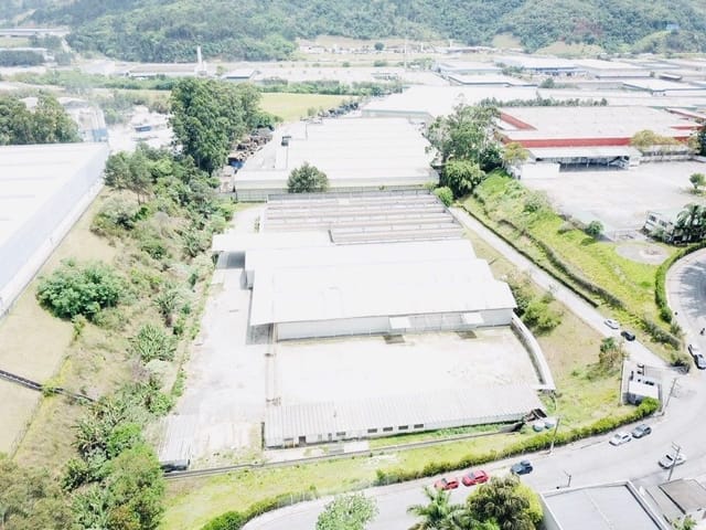 Foto do Galpão / Barracão - Galpão, 22000 m² - venda por R$ 23.000.000,00 ou aluguel por R$ 136.672,00/mês - Jardim Itaquiti - Barueri/SP | BUSSOCABA ADMINISTRACAO DE BENS E IMOVEIS LTDA